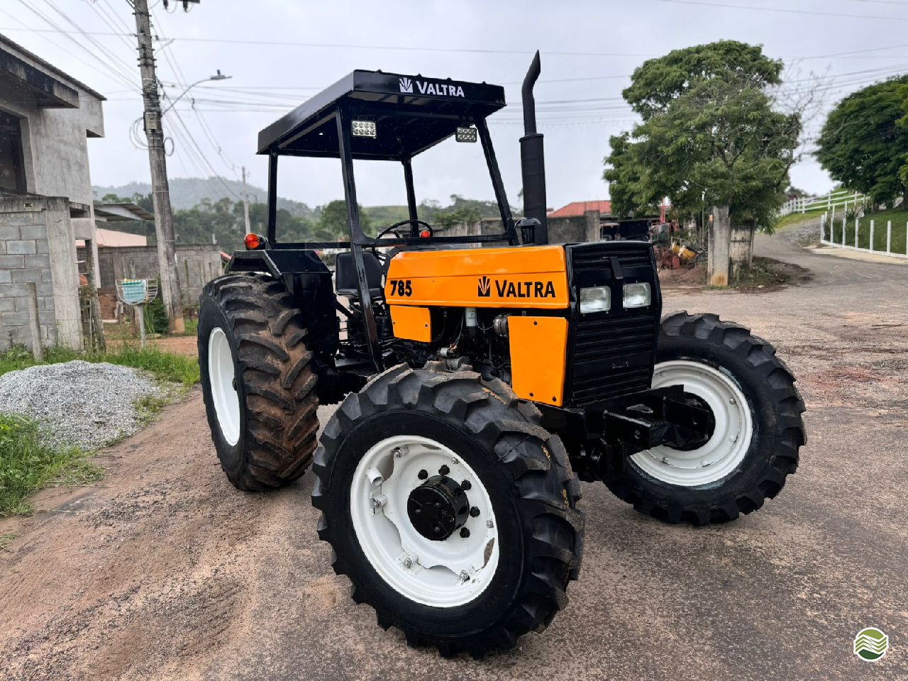 TRATOR VALMET VALMET 785 Tração 4x4 Machine Tratores LAVRAS MINAS GERAIS MG